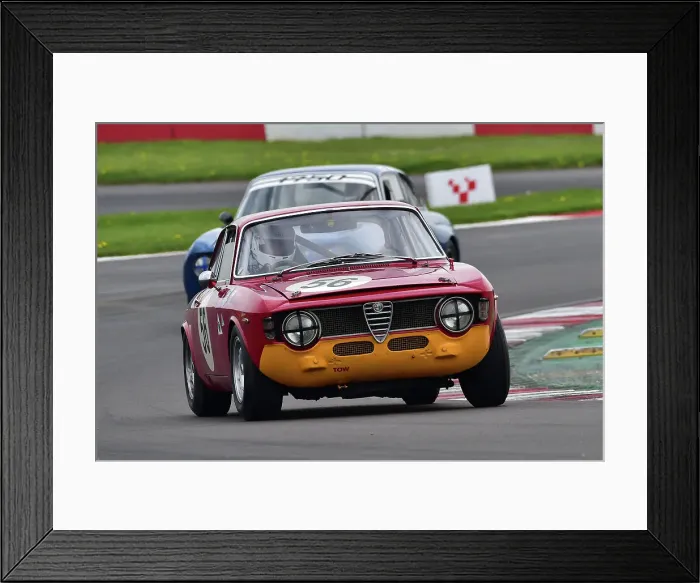Framed Print : CM34 6694 David Alexander, Alfa Romeo Giulia Sprint GT Framed Print : CM34 6694 David Alexander, Alfa Romeo Giulia Sprint GT