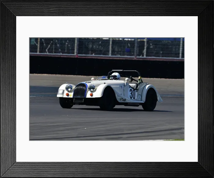 Framed Print : CJ13 8542 Robin Pearce, Morgan Plus 8 Framed Print : CJ13 8542 Robin Pearce, Morgan Plus 8