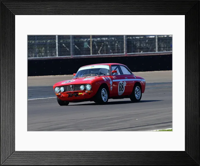 Framed Print : CJ13 8579 Jon Wagstaff, Alfa Romeo GTV