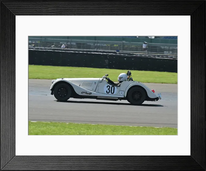 Framed Print : CM34 7532 Robin Pearce, Morgan Plus 8 Framed Print : CM34 7532 Robin Pearce, Morgan Plus 8