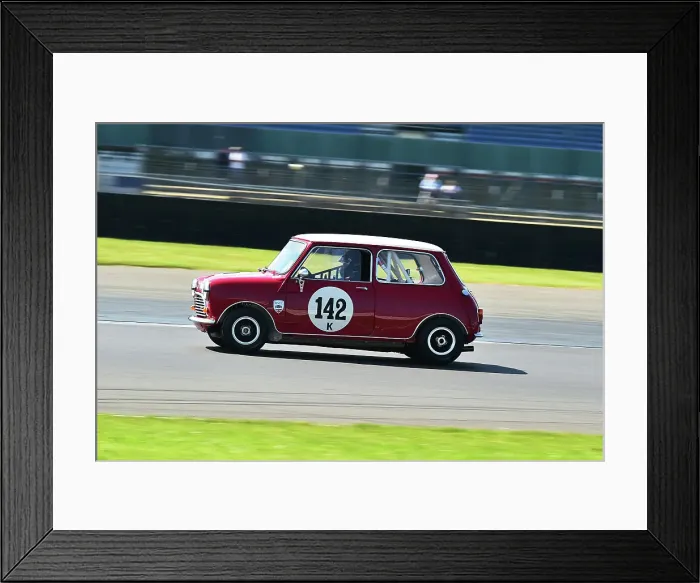 Framed Print : CM34 7603 Francesca Roodhouse, Austin Mini Cooper S Framed Print : CM34 7603 Francesca Roodhouse, Austin Mini Cooper S