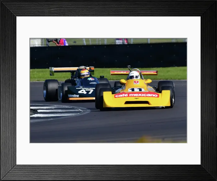 Framed Print : CJ13 8652 Martin Bullock, Chevron B29, Keith White, March 76B Framed Print : CJ13 8652 Martin Bullock, Chevron B29, Keith White, March 76B