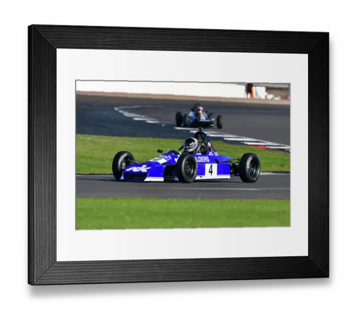 Framed Print : CJ12 2728 Richard Tarling, Royale RP26 Framed Print : CJ12 2728 Richard Tarling, Royale RP26