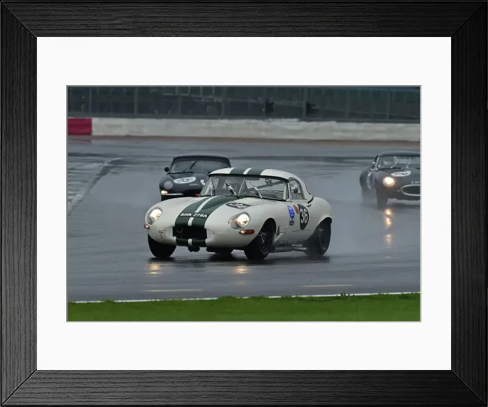 Framed Print : CM34 3625 Ian Simmonds, Jaguar E-Type Framed Print : CM34 3625 Ian Simmonds, Jaguar E-Type