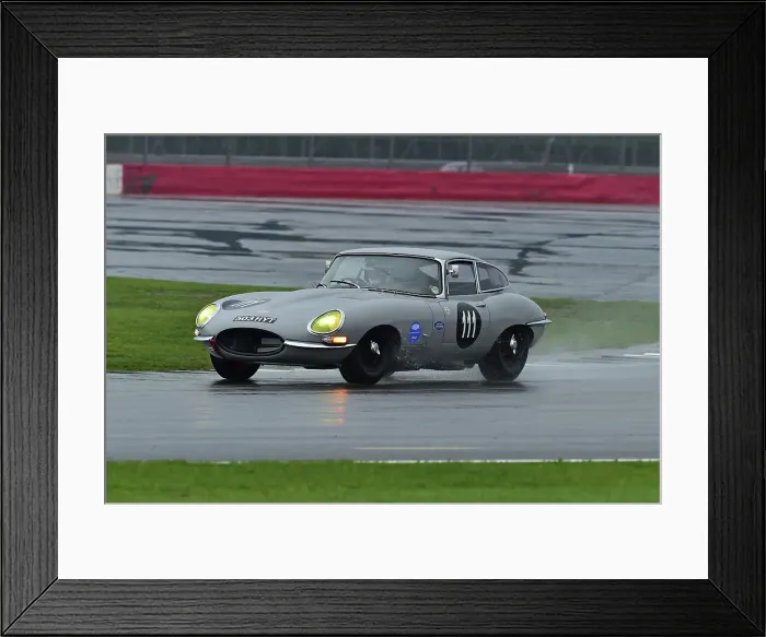 Framed Print : CM34 3628 Oliver Bryant, Phil Keen, Jaguar E-Type FHC Framed Print : CM34 3628 Oliver Bryant, Phil Keen, Jaguar E-Type FHC