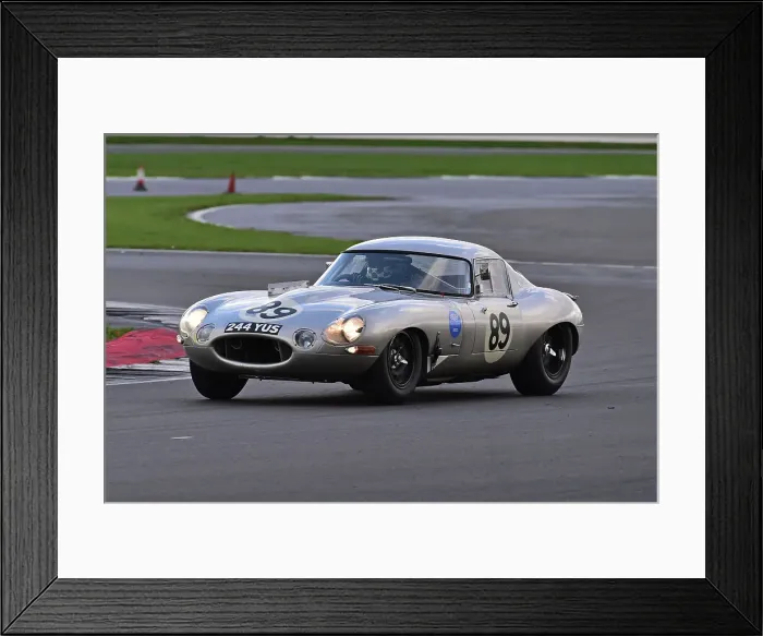 Framed Print : CM34 3985 Matthew Wrigley, Jaguar E-Type Framed Print : CM34 3985 Matthew Wrigley, Jaguar E-Type
