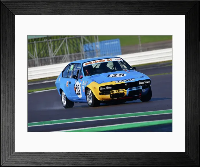 Framed Print : CJ12 4009 Will Morton, Alfa Romeo Alfetta GT Framed Print : CJ12 4009 Will Morton, Alfa Romeo Alfetta GT