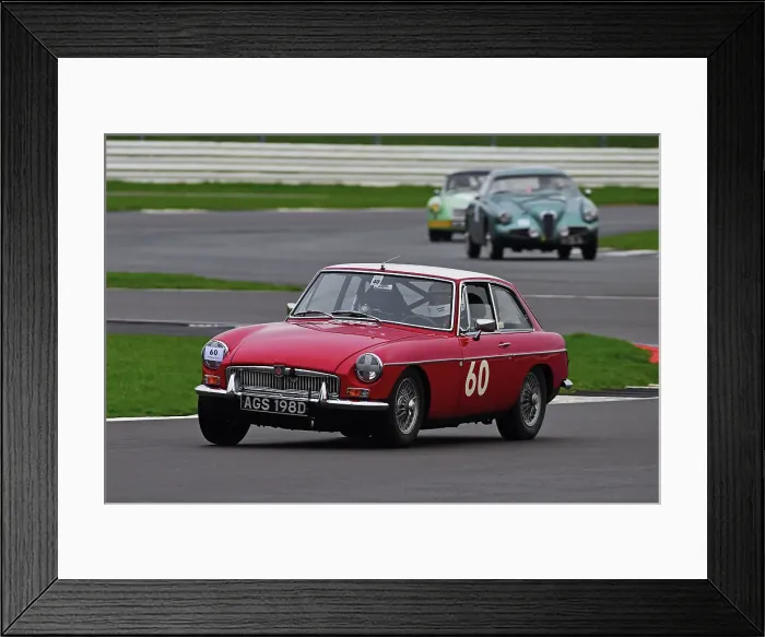 Framed Print : CJ13 4201 Roger Tushingham, MG B GT Framed Print : CJ13 4201 Roger Tushingham, MG B GT
