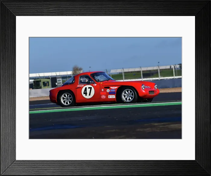 Framed Print : CJ12 3080 Malcolm Paul, Rick Bourne, Patrick Watts, TVR Grantura Mk3 Framed Print : CJ12 3080 Malcolm Paul, Rick Bourne, Patrick Watts, TVR Grantura Mk3