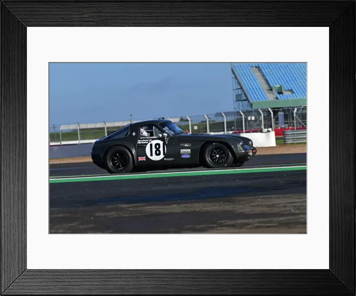 Framed Print : CJ12 3081 Harry Barton, Ollie Reuben, TVR Griffith 200 Framed Print : CJ12 3081 Harry Barton, Ollie Reuben, TVR Griffith 200