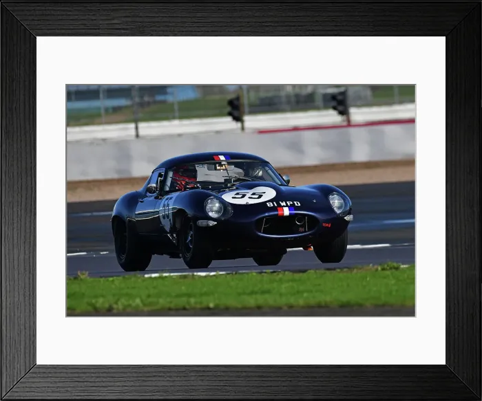 Framed Print : CJ12 3134 Jason Minshaw, Martin Melling, Steve Skipworth, Jaguar E-Type Low Drag Framed Print : CJ12 3134 Jason Minshaw, Martin Melling, Steve Skipworth, Jaguar E-Type Low Drag