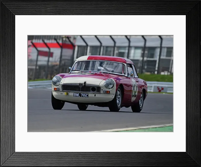 Framed Print : CJ13 4568 Darren Smith, MG B Roadster Framed Print : CJ13 4568 Darren Smith, MG B Roadster