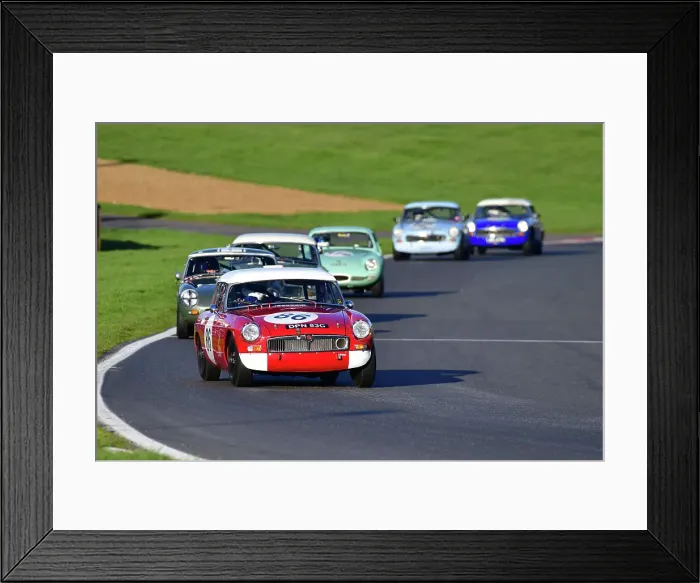 Framed Print : CJ13 4865 Simon Cripps, MG B Roadster Framed Print : CJ13 4865 Simon Cripps, MG B Roadster