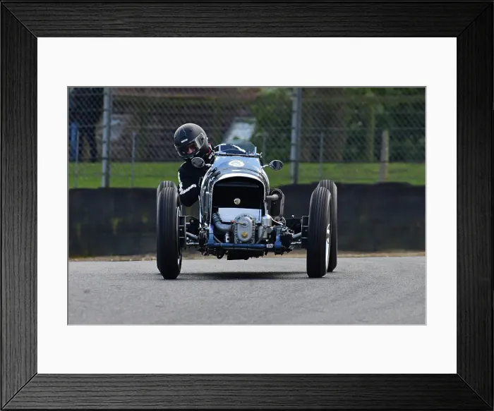 Framed Print : CJ13 4662 Steven McEvoy, MG Bellevue Special Framed Print : CJ13 4662 Steven McEvoy, MG Bellevue Special