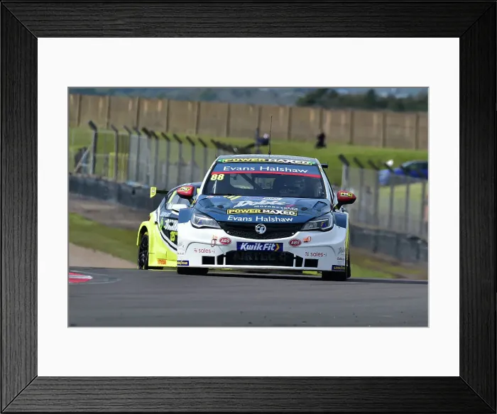 Framed Print : CM35 5157 Mikey Doble, Vauxhall Astra, Evans Halshaw Power Maxed Racing