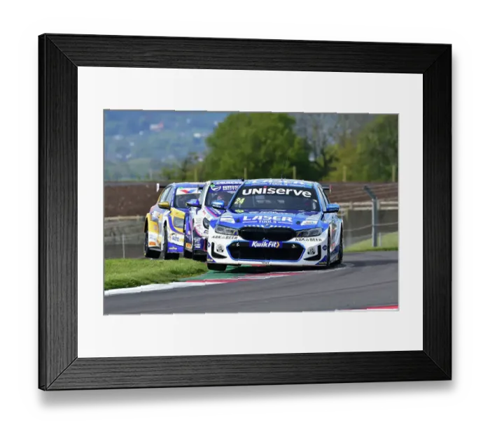 Framed Print : CM35 5179 Jake Hill, BMW 330e M Sport, Laser Tools Racing with MB Motorsport Framed Print : CM35 5179 Jake Hill, BMW 330e M Sport, Laser Tools Racing with MB Motorsport