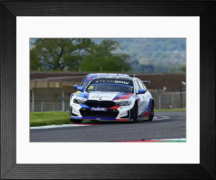 Framed Print : CM35 5261 Colin Turkington, BMW 330e M Sport, Team BMW Framed Print : CM35 5261 Colin Turkington, BMW 330e M Sport, Team BMW
