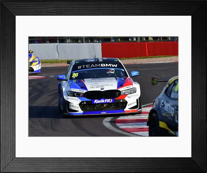 Framed Print : CJ13 8934 Colin Turkington, BMW 330e M Sport, Team BMW