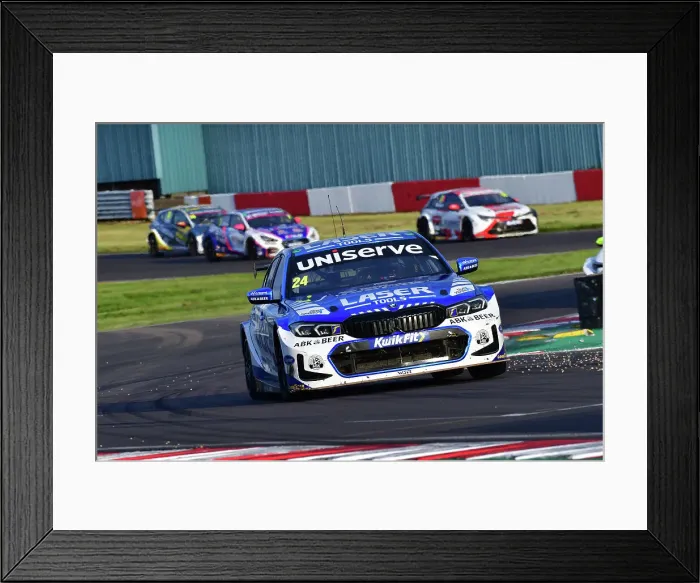 Framed Print : CJ13 9107 Jake Hill, BMW 330e M Sport, Laser Tools Racing with MB Motorsport Framed Print : CJ13 9107 Jake Hill, BMW 330e M Sport, Laser Tools Racing with MB Motorsport