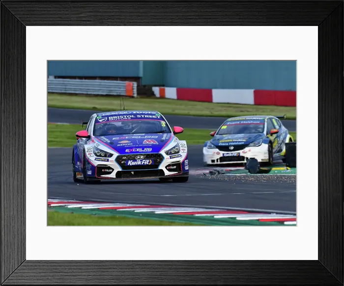 Framed Print : CJ13 9212 Tom Chilton, Hyundai i30N, Team Bristol Street Motors Framed Print : CJ13 9212 Tom Chilton, Hyundai i30N, Team Bristol Street Motors