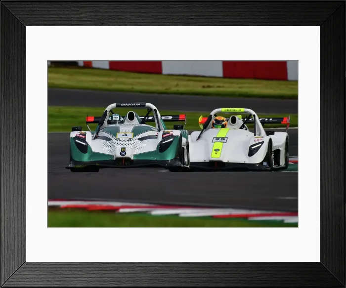 Framed Print : CJ13 8617 Chris Preen, Valour Racing Framed Print : CJ13 8617 Chris Preen, Valour Racing