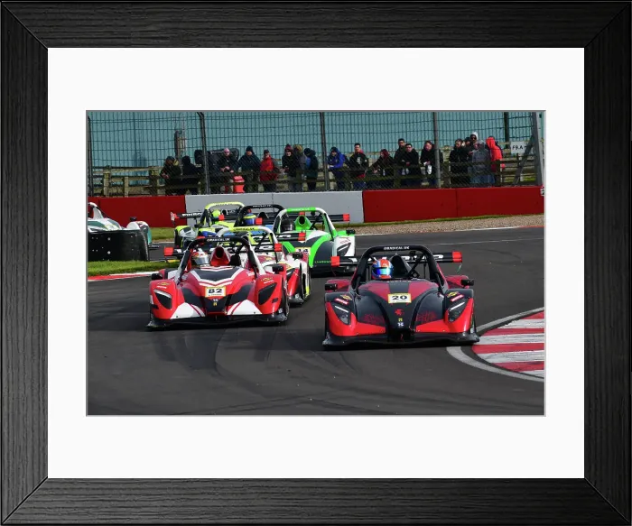 Framed Print : CJ13 8652 Chris Lulham, Valour Racing Framed Print : CJ13 8652 Chris Lulham, Valour Racing