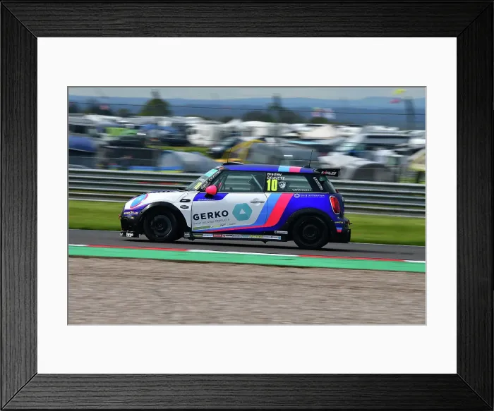 Framed Print : CJ13 8476 Bradley Gravett, Mini JCW, EXCELR8 Motorsport Framed Print : CJ13 8476 Bradley Gravett, Mini JCW, EXCELR8 Motorsport