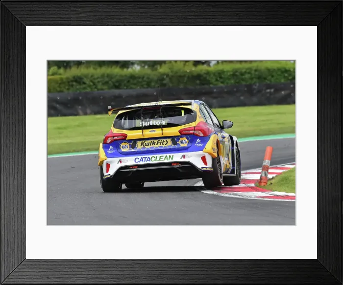 Framed Print : CM35 5971 Ashley Sutton, Ford Focus ST, NAPA Racing UK Framed Print : CM35 5971 Ashley Sutton, Ford Focus ST, NAPA Racing UK