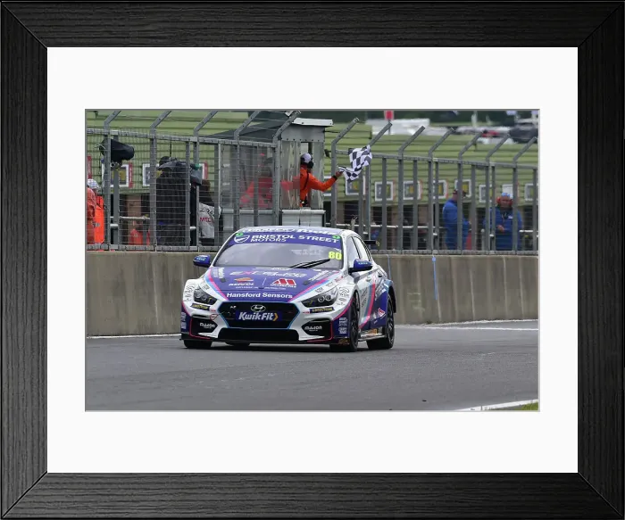 Framed Print : CM35 6104 Tom Ingram, Hyundai i30N, Team Bristol Street Motors Framed Print : CM35 6104 Tom Ingram, Hyundai i30N, Team Bristol Street Motors