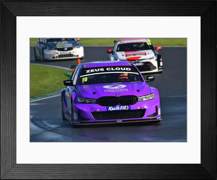 Framed Print : CJ13 9989 Bobby Thompson, BMW 330e M Sport, Zeus Cloud Racing with WSR Framed Print : CJ13 9989 Bobby Thompson, BMW 330e M Sport, Zeus Cloud Racing with WSR