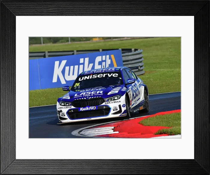 Framed Print : CJ14 0078 Jake Hill, BMW 330e M Sport, Laser Tools Racing with MB Motorsport Framed Print : CJ14 0078 Jake Hill, BMW 330e M Sport, Laser Tools Racing with MB Motorsport