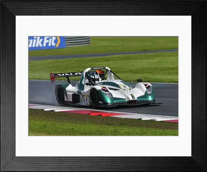 Framed Print : CJ13 9887 Chris Preen, Valour Racing Framed Print : CJ13 9887 Chris Preen, Valour Racing