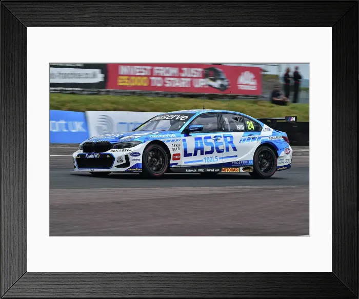 Framed Print : CM34 7027 Jake Hill, BMW 330e M Sport, Laser Tools Racing with MB Motorsport Framed Print : CM34 7027 Jake Hill, BMW 330e M Sport, Laser Tools Racing with MB Motorsport