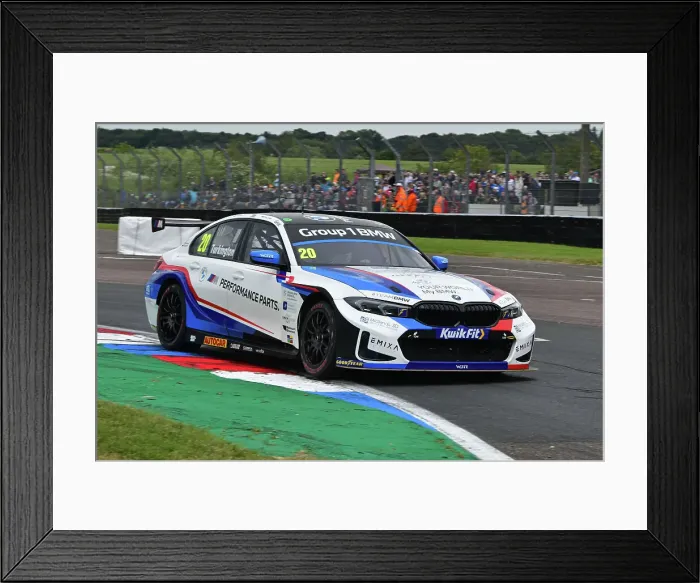 Framed Print : CJ14 0369 Colin Turkington, BMW 330e M Sport, Team BMW Framed Print : CJ14 0369 Colin Turkington, BMW 330e M Sport, Team BMW