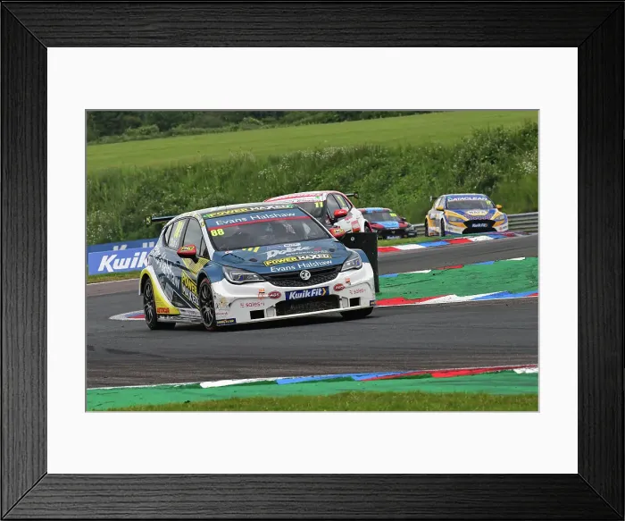 Framed Print : CJ14 0644 Mikey Doble, Vauxhall Astra, Evans Halshaw Power Maxed Racing Framed Print : CJ14 0644 Mikey Doble, Vauxhall Astra, Evans Halshaw Power Maxed Racing
