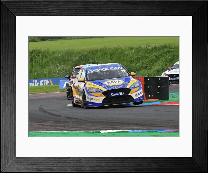 Framed Print : CJ14 0646 Sam Osborne, Ford Focus ST, NAPA Racing UK Framed Print : CJ14 0646 Sam Osborne, Ford Focus ST, NAPA Racing UK