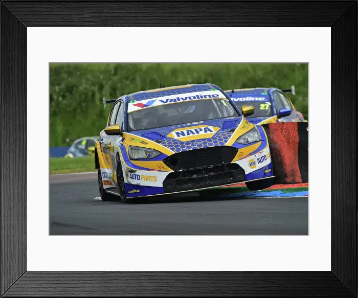 Framed Print : CM34 8313 Ashley Sutton, Ford Focus ST, NAPA Racing UK Framed Print : CM34 8313 Ashley Sutton, Ford Focus ST, NAPA Racing UK