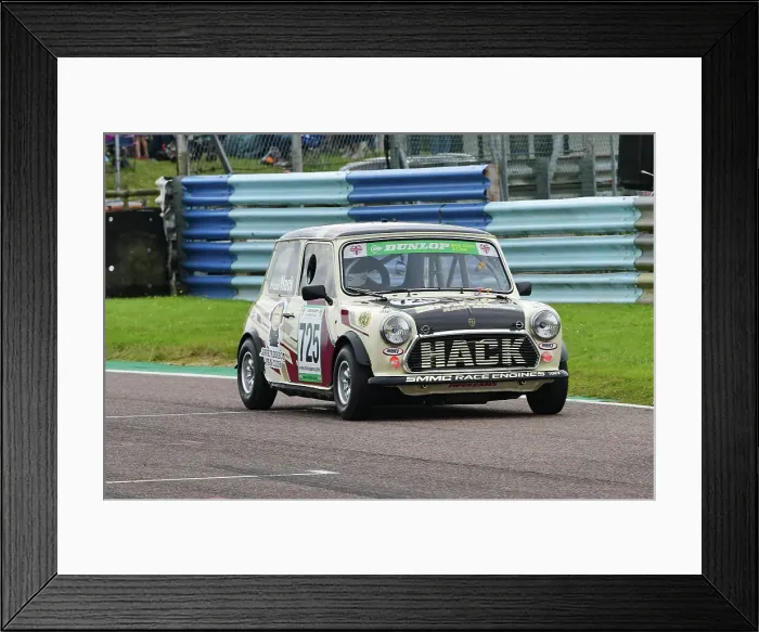 Framed Print : CJ14 0323 Frazer Hack, Mini7S Framed Print : CJ14 0323 Frazer Hack, Mini7S