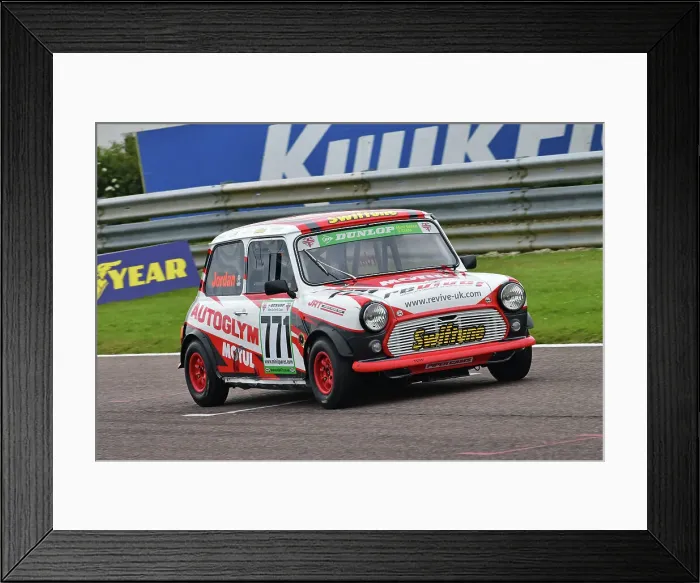 Framed Print : CJ14 0338 Bradley Jordan, Mini7S Framed Print : CJ14 0338 Bradley Jordan, Mini7S