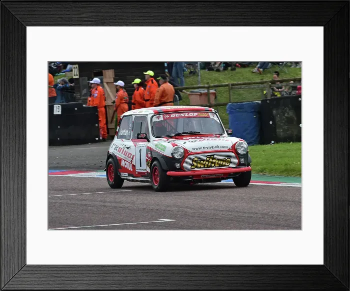 Framed Print : CM35 7476 Mike Jordan, Mini7 Framed Print : CM35 7476 Mike Jordan, Mini7