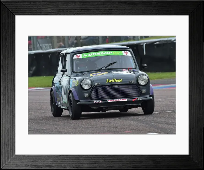 Framed Print : CM35 7488 Matthew Ayres, Mini7S