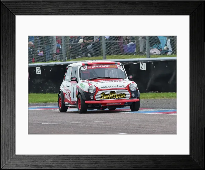 Framed Print : CM35 7504 Mike Jordan, Mini7 Framed Print : CM35 7504 Mike Jordan, Mini7