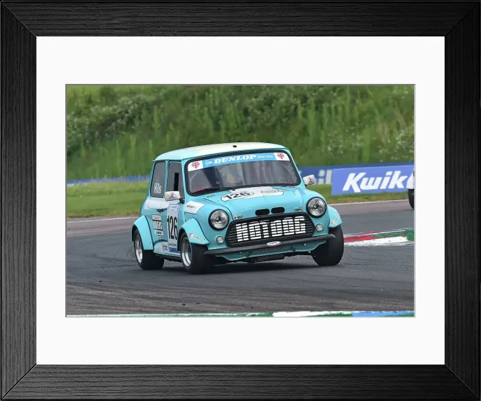 Framed Print : CM35 8225 Peter Hills, Mini Libre