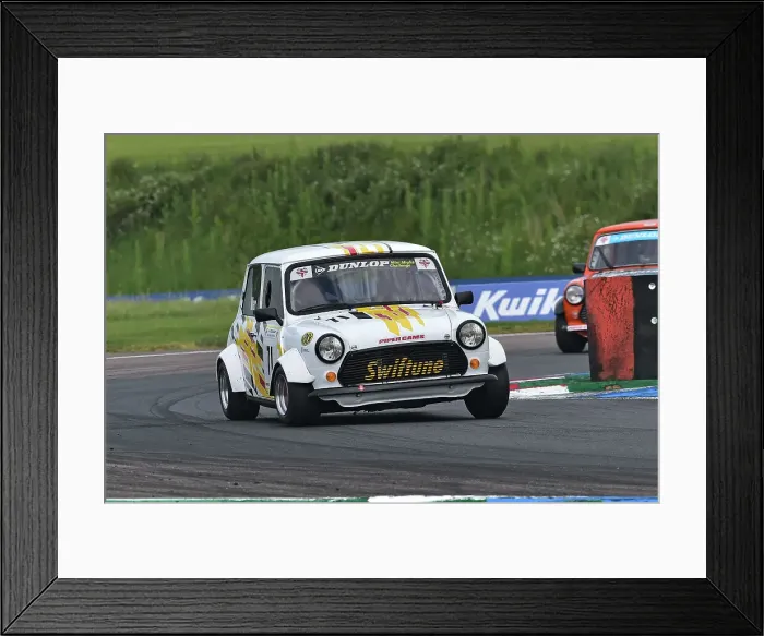 Framed Print : CM35 8226 Larry Warr, Mini Miglia Framed Print : CM35 8226 Larry Warr, Mini Miglia