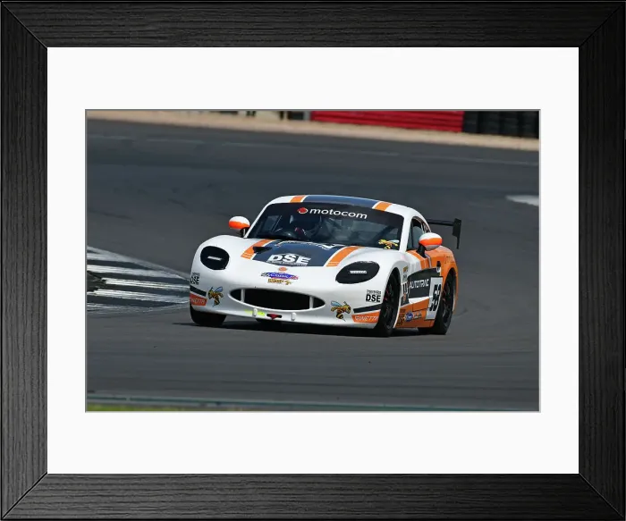 Framed Print : CJ14 1208 Luke Plummer, Ginetta G40