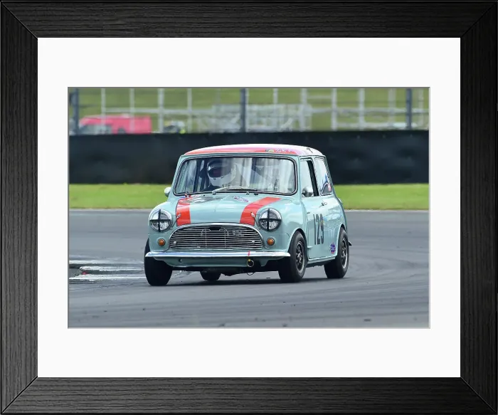 Framed Print : CM35 8689 Richard Parsons, Alistair Pugh, Morris Mini Cooper S Framed Print : CM35 8689 Richard Parsons, Alistair Pugh, Morris Mini Cooper S