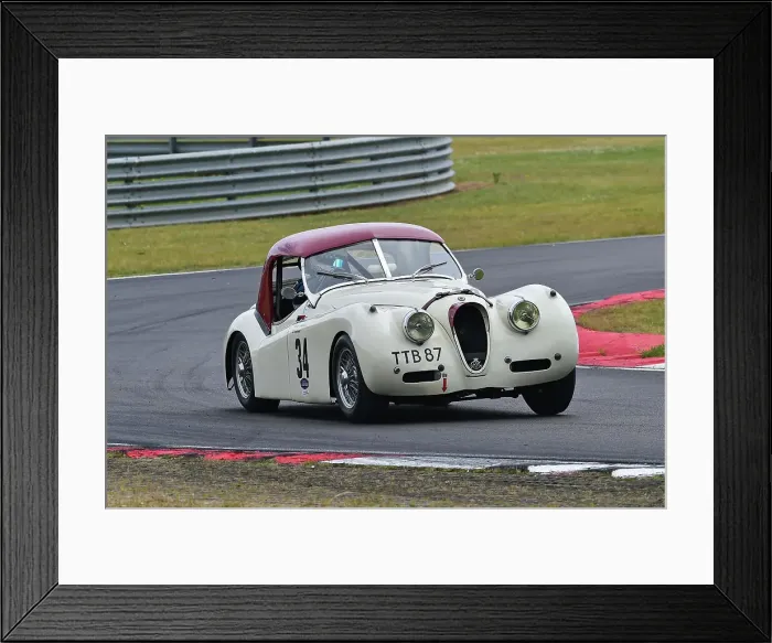 Framed Print : CM35 9605 Nick Finburgh, Oliver Marcais, Jaguar XK120 Framed Print : CM35 9605 Nick Finburgh, Oliver Marcais, Jaguar XK120