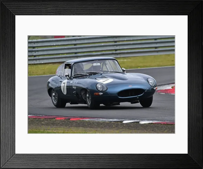 Framed Print : CM35 9627 Nigel Greensall, Matt Walton, Jaguar E-Type Framed Print : CM35 9627 Nigel Greensall, Matt Walton, Jaguar E-Type
