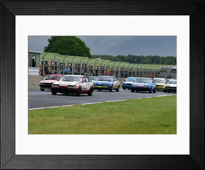 Framed Print : CJ14 1969 Jack Moody, Rover SD1 Framed Print : CJ14 1969 Jack Moody, Rover SD1
