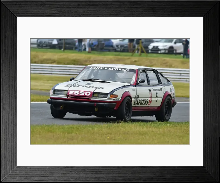 Framed Print : CM35 9500 Jack Moody, Rover SD1 Framed Print : CM35 9500 Jack Moody, Rover SD1